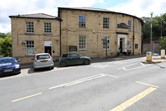 Queen Hotel, Rise Lane