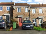 76 Denewood