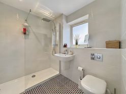 Image of Ensuite Shower Room