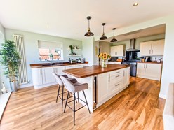 Image of Open Plan Kitchen & Living Space