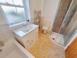 Image of Bathroom/WC With Shower