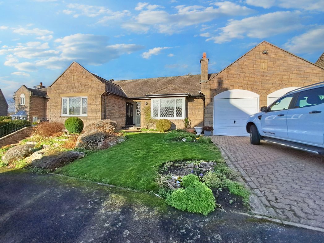 3 bed bungalow to buy in NE46