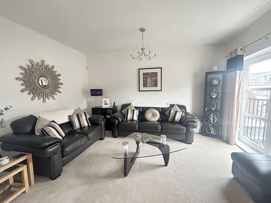 5 bed detached to buy in NE3