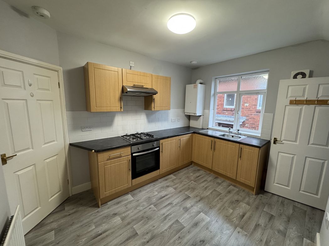 2 Bed Upper Flat To Rent In Ne3