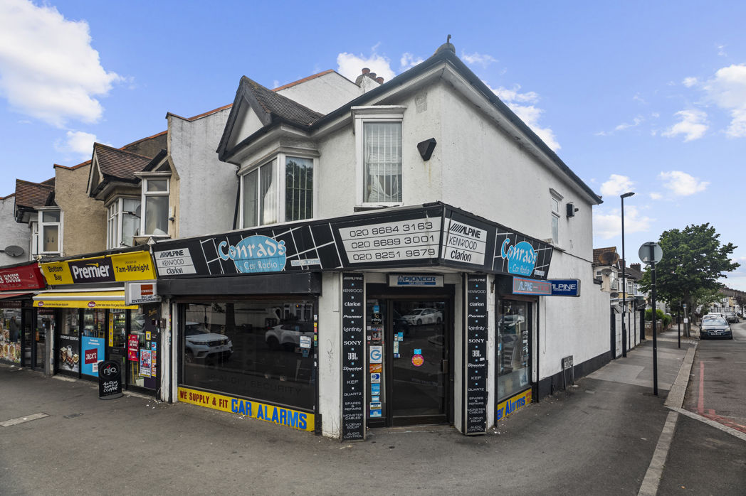 42 Thornton Rd, Thornton Heath CR7 6BA