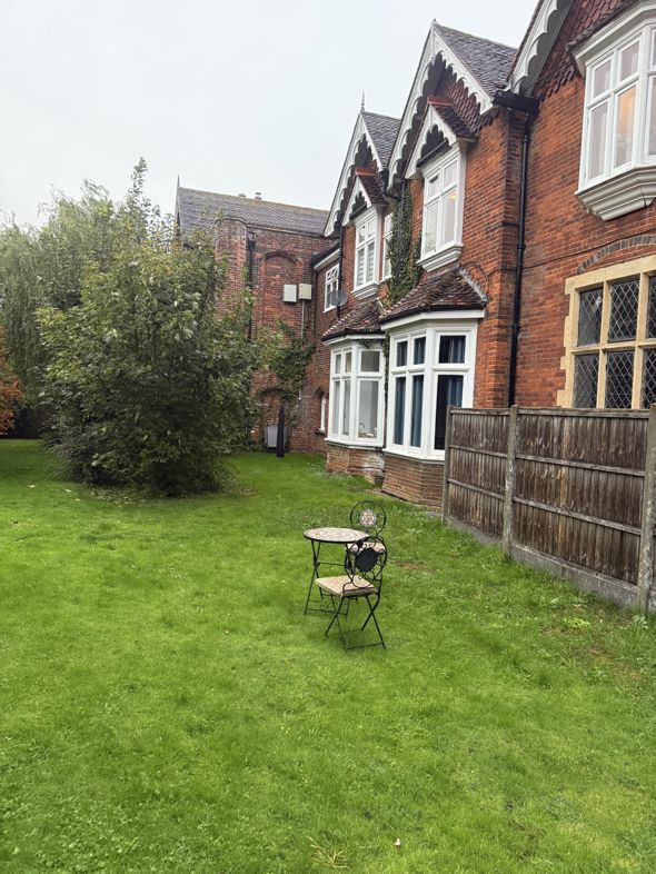 56 The Hoystings Cl, Old Dover Rd, Canterbury CT1 3DF