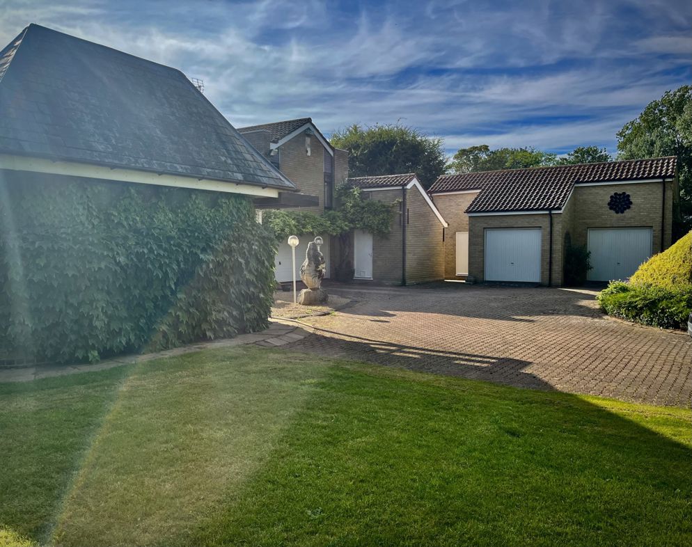The Complex Church Gate, Whaplode, Spalding, Lincolnshire, PE12 6TA
