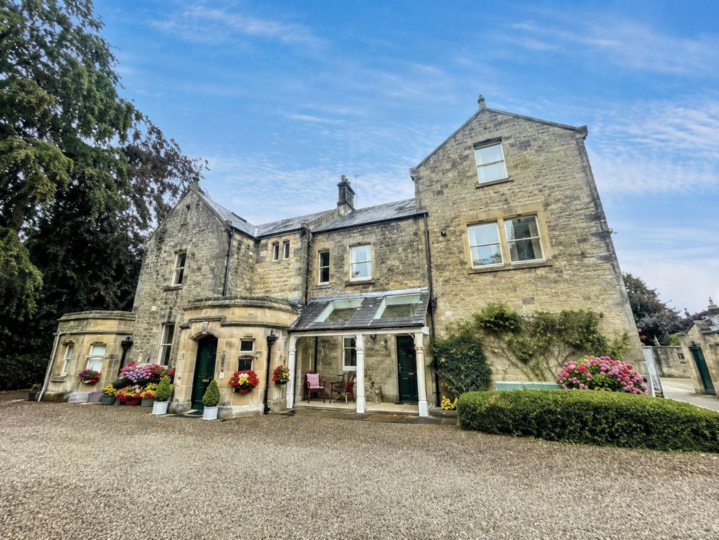 6 Eilansgate House Eilansgate, Hexham, Northumberland, NE46 3EJ