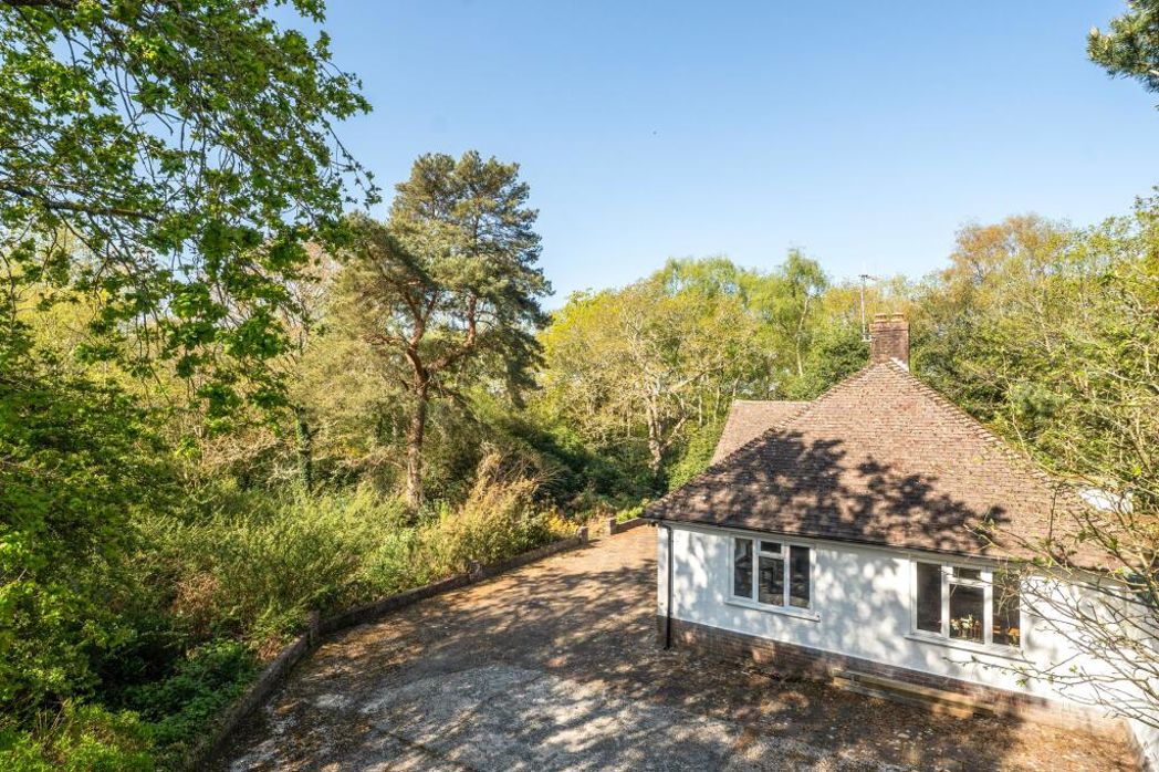 Bracken  Hampers Lane, Storrington, Pulborough, West Sussex, RH20 3HZ