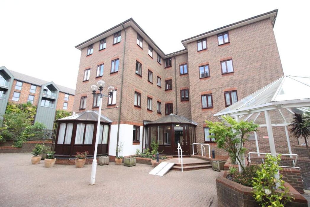 Homewater House, 30 Upper High St, Epsom KT17 4QJ