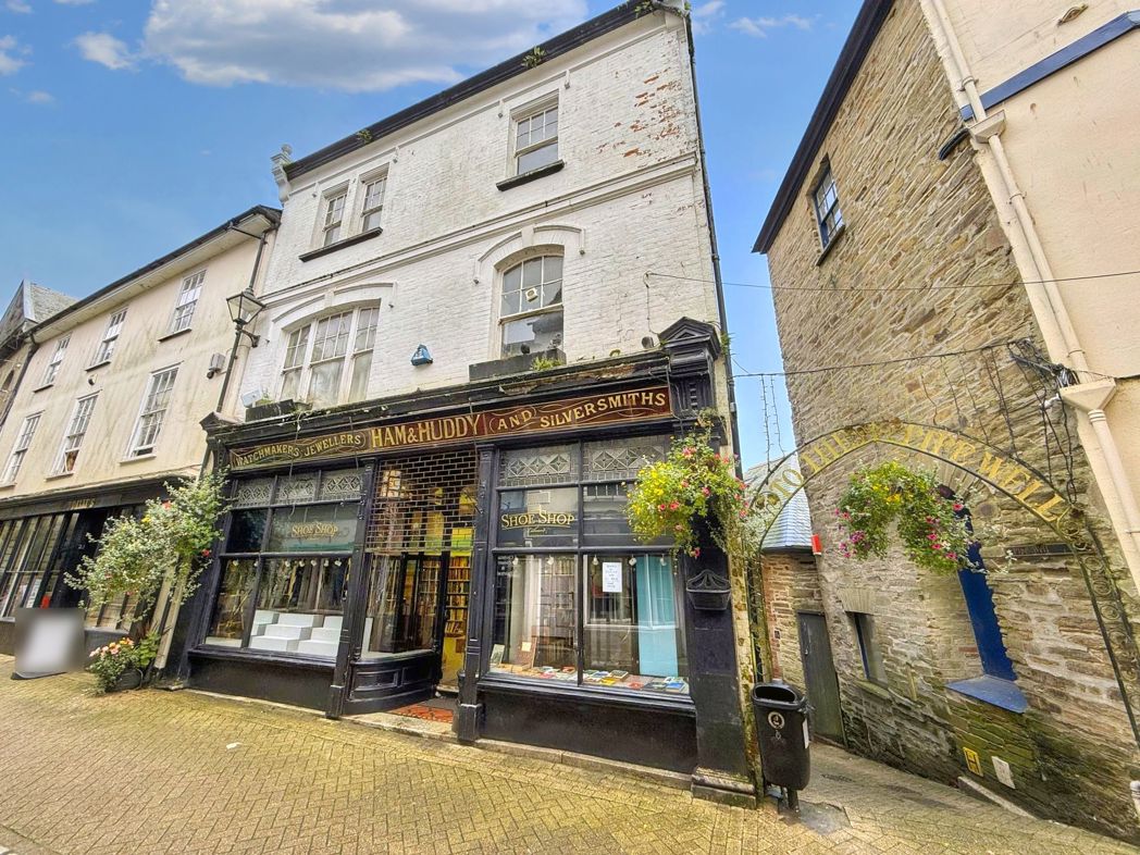 19 Fore St, Liskeard PL14 3JA