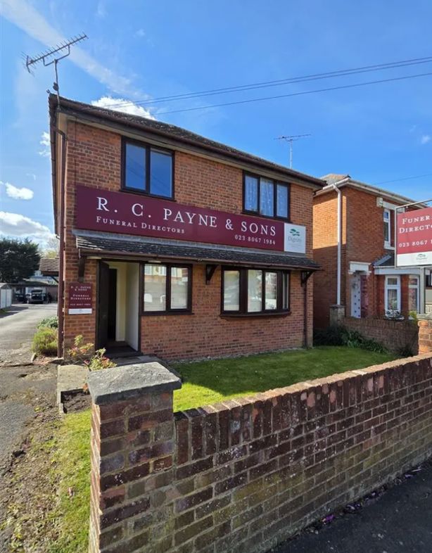 161 & land on the west side of Woodmill Lane , Southampton, Hampshire, SO18 2PG