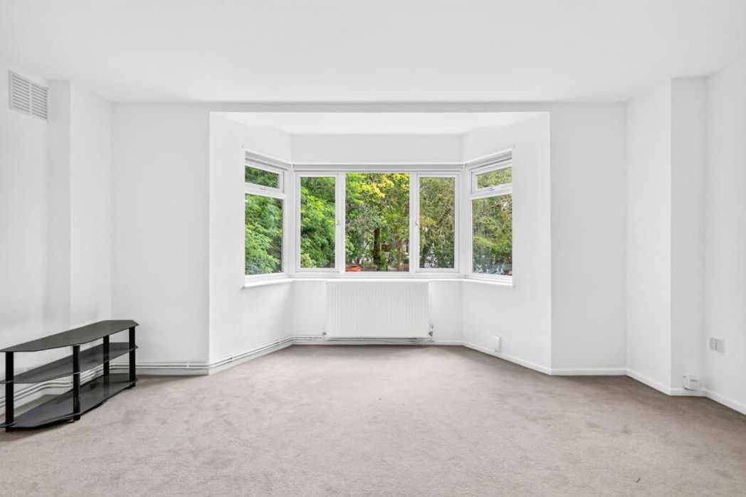 10C St. Johns Park, London SE3 7TG
