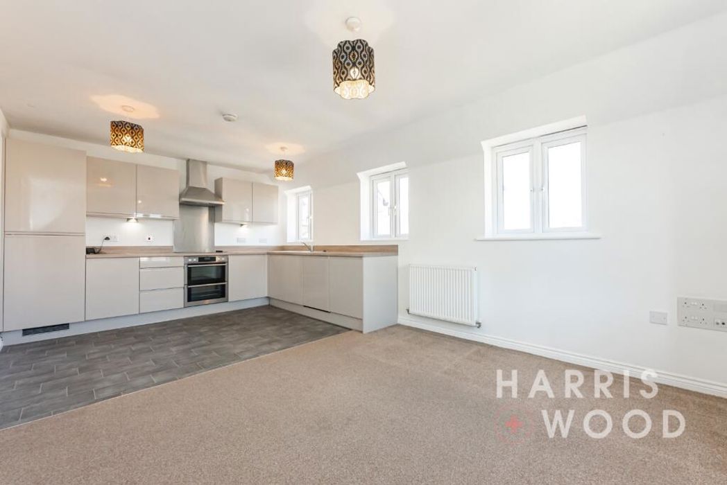 27 Captain Gardens, Colchester CO2 7FX
