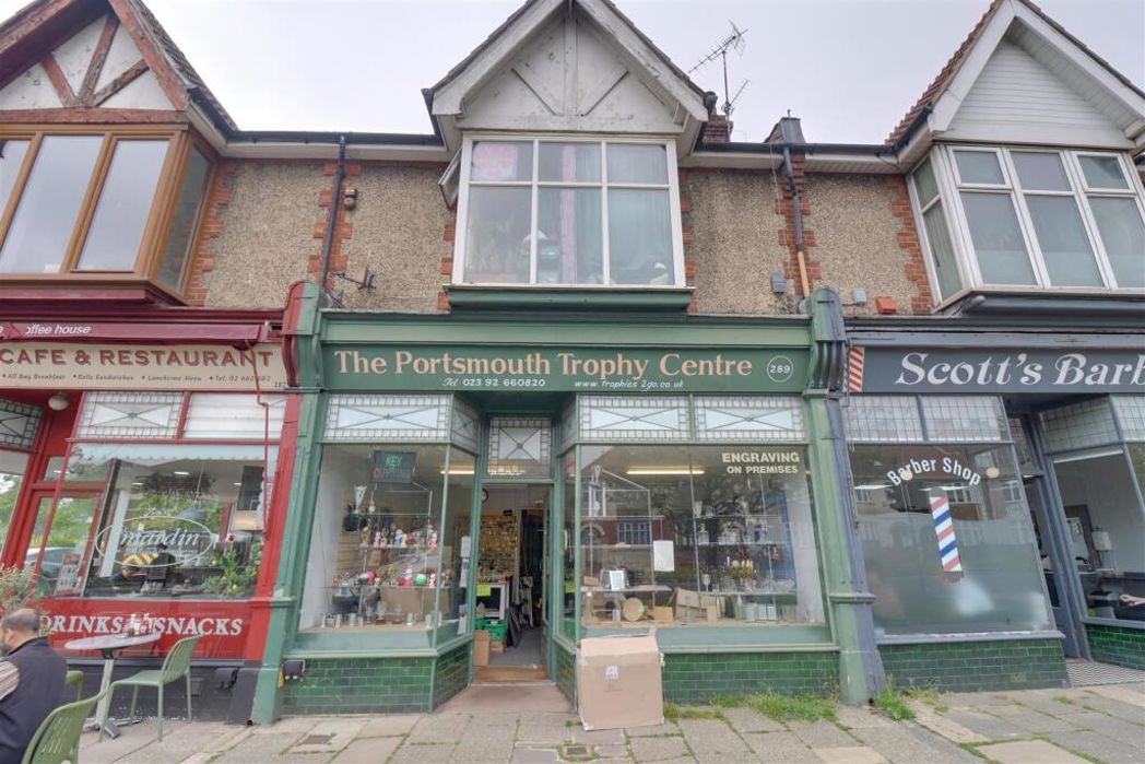 289 Copnor Rd, Portsmouth PO3 5EG