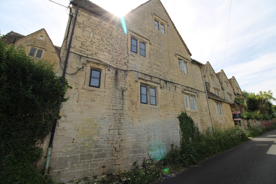 51 Kingscourt Ln, Stroud GL5 3QR