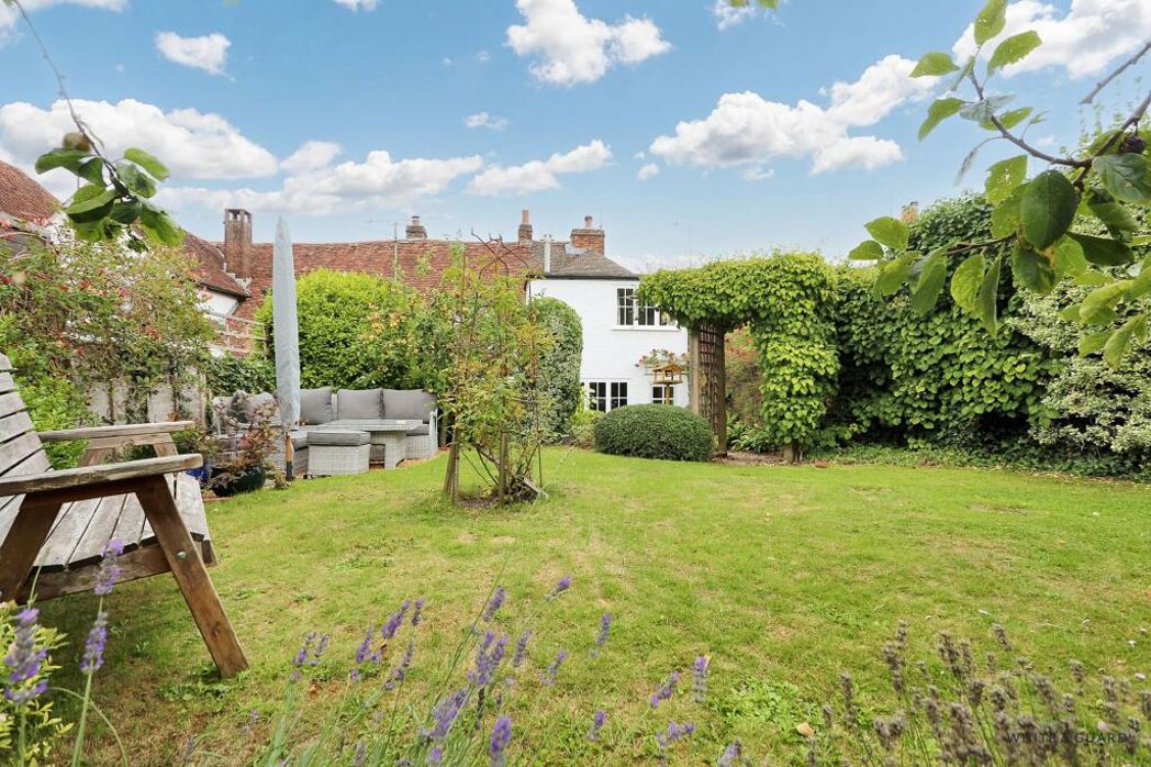 1 High Street, Droxford, Hampshire, SO32 3PA